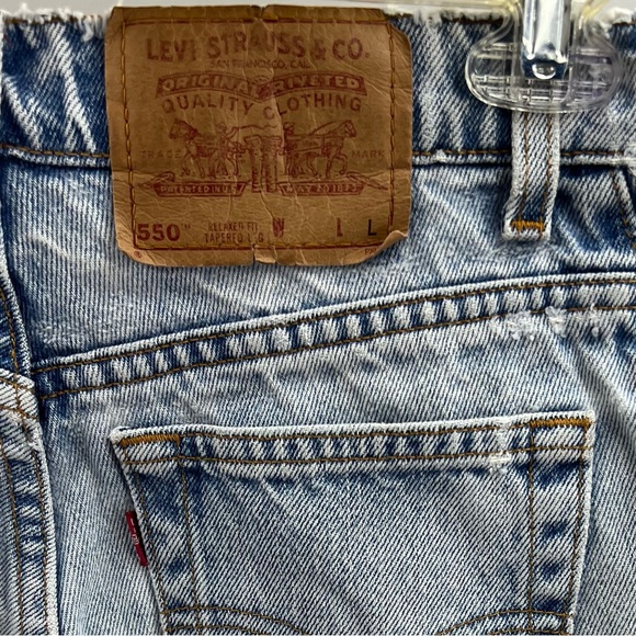 Levi Strauss 550 denim cutoff shorts - Picture 3 of 4
